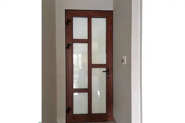 Cửa đi nhôm Xingfa 1 cánh mở quay