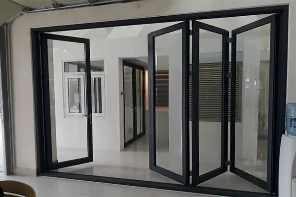 Cửa Đi Xếp Trượt 4 Cánh Nhôm Xingfa