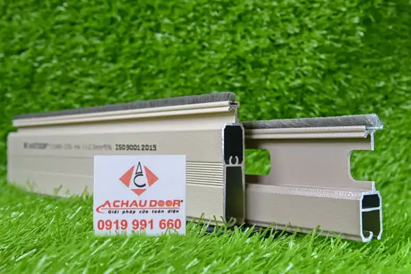 Cửa cuốn nan nhôm Austdoor Combi C70