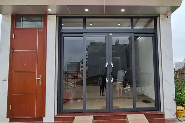 Cửa trượt quay nhôm kính Eurotech
