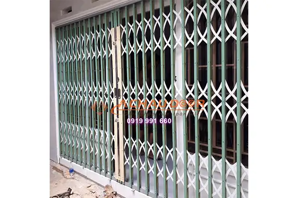 Cửa kéo Đài Loan tôn mạ màu không lá U 1.4 ly