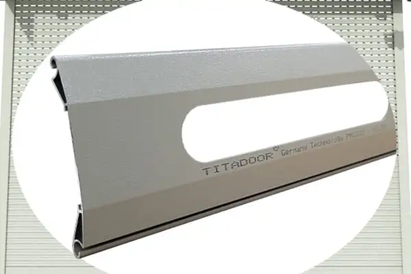 Cửa cuốn Đức Titadoor LG 12