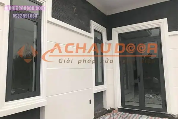 Cửa sổ mở quay 1 cánh nhôm Xingfa