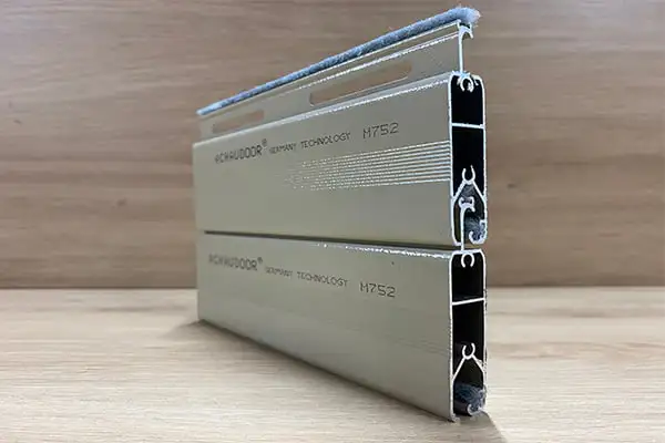 Cửa cuốn Đức khe thoáng AChauDoor M752