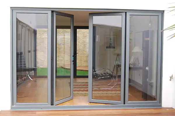 Cửa đi mở quay 4 cánh nhôm XingfaWindow