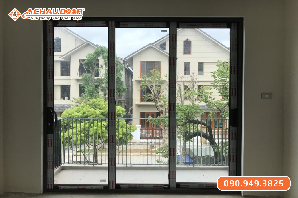 Cửa Đi Mở Trượt 3 Cánh Nhôm Xingfa