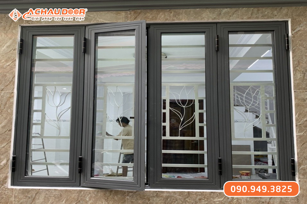 Cửa sổ mở quay 4 cánh nhôm Xingfa
