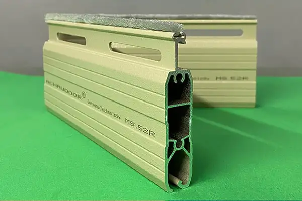 Cửa cuốn Đức khe thoáng AChauDoor MS 52R