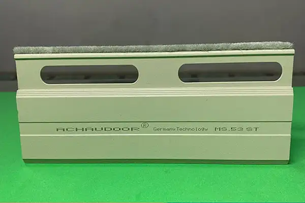 Cửa cuốn Đức khe thoáng AChauDoor MS 53ST