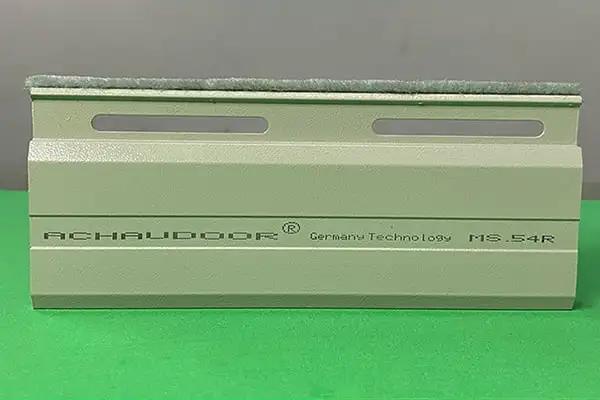 Cửa cuốn Đức khe thoáng AChauDoor MS 54R