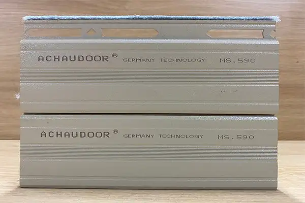 Cửa cuốn Đức khe thoáng AChauDooor MS 590