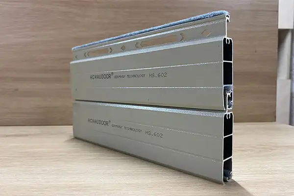 Cửa cuốn Đức khe thoáng AChauDoor MS 602