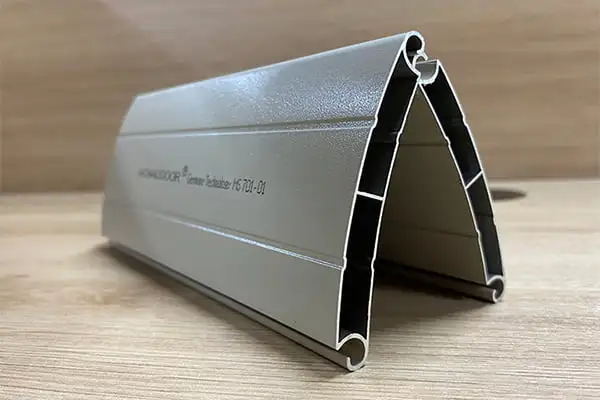Cửa cuốn Đức nan kín AChauDoor MS 701