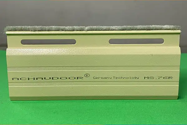 Cửa cuốn Đức khe thoáng AChauDoor MS 76R