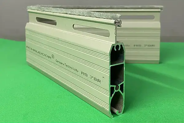 Cửa cuốn Đức khe thoáng AChauDoor MS 78R