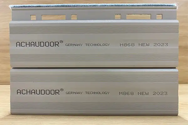 Cửa cuốn Đức khe thoáng AChauDoor MS 868