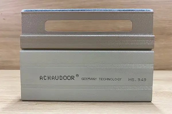 Cửa cuốn Đức khe thoáng AChauDooor MS 949