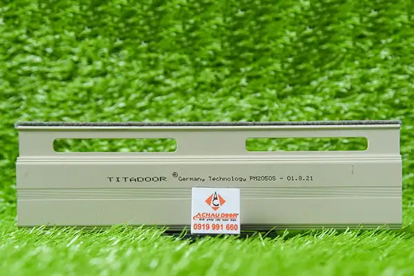 Cửa Cuốn Đức Titadoor PM2050S
