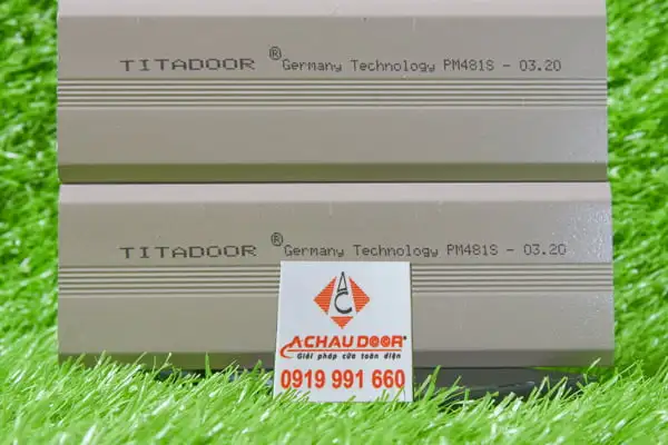 Cửa cuốn Đức Titadoor PM481S