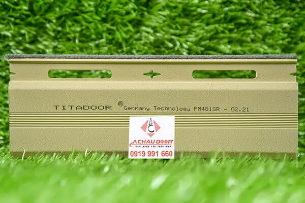 Cửa cuốn Đức Titadoor PM481SR