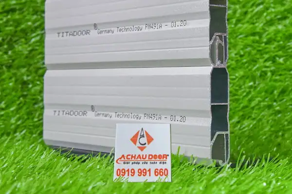 Cửa Cuốn Đức Titadoor PM491A