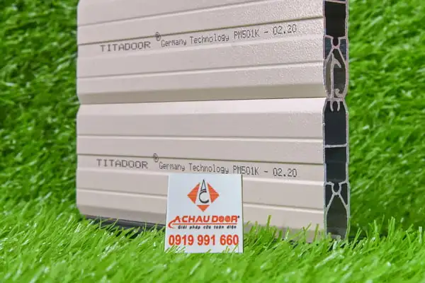 Cửa cuốn Đức Titadoor PM501K