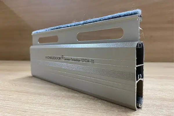 Cửa cuốn Đức khe thoáng AChauDoor ST534