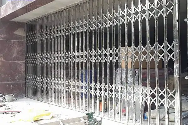 Cửa kéo inox 304 không lá U 8 dem