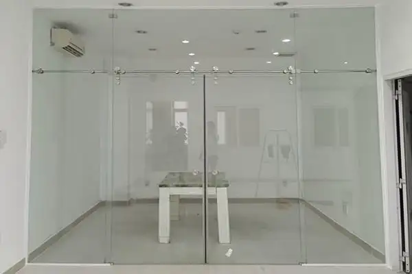 Cửa Nhôm Kính Cường Lực 2 Cánh Lùa