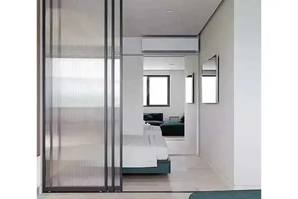 Cửa Trượt Slim 3 Cánh Trượt Qua Lại Trên 3 Ray