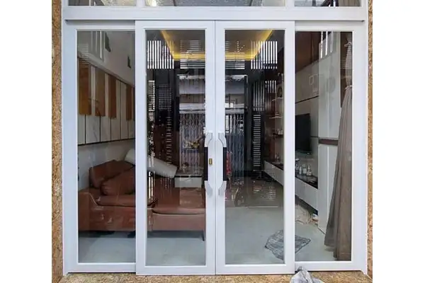 Cửa nhôm trượt quay 4 cánh màu trắng