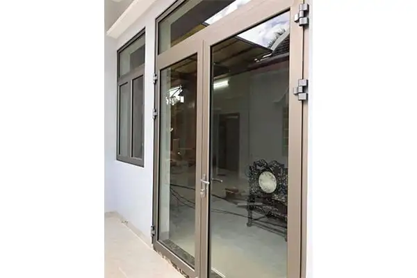 Cửa đi 2 cánh mở quay nhôm Maxpro JP hệ 65