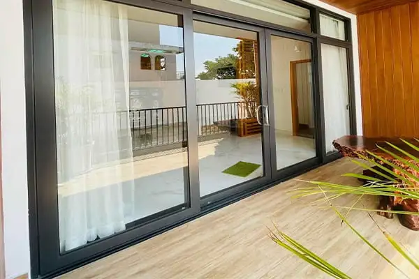 Cửa đi lùa 2 cánh nhôm Maxpro hệ 93