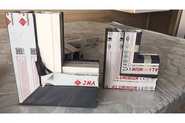 Cửa đi mở quay 2 cánh nhôm JMA hệ 55
