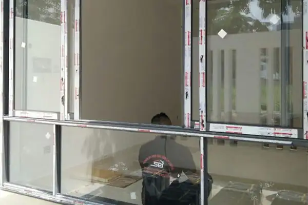 Cửa sổ lùa 4 cánh nhôm XingfaWindow Việt Nam