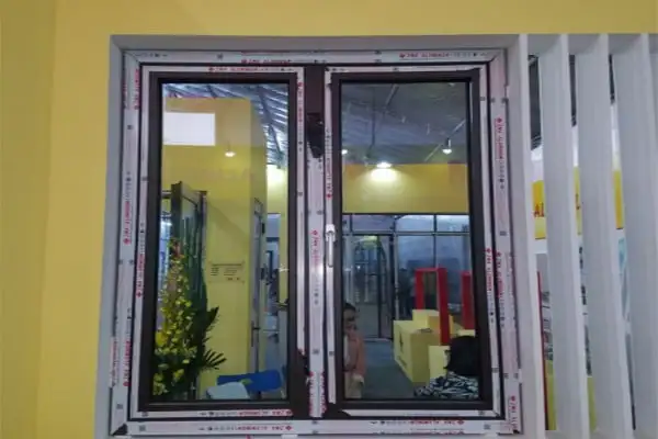 Cửa sổ quay lật 2 cánh nhôm JMA hệ 55