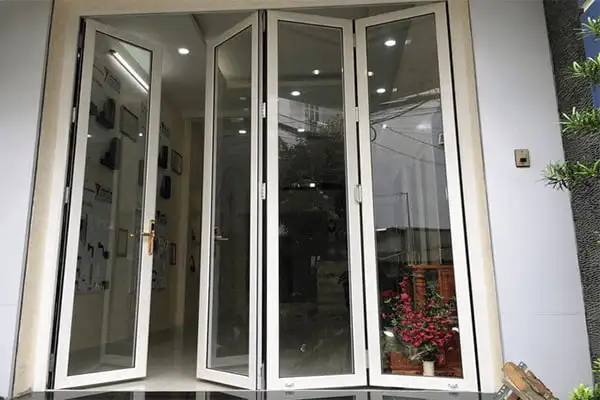 Cửa xếp trượt 4 cánh nhôm Maxpro hệ 80