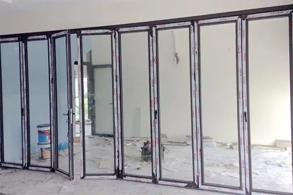 Cửa Xếp Trượt 8 Cánh Nhôm JMA Hệ 55