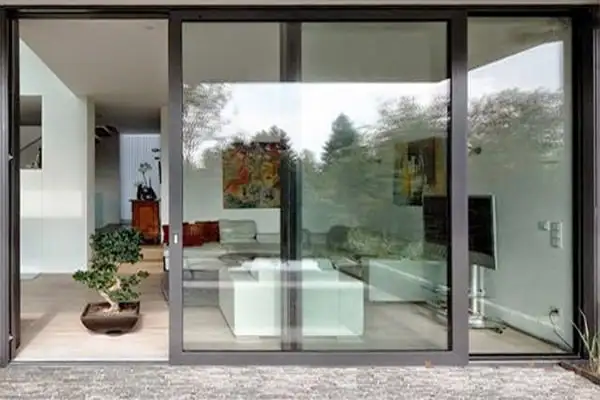 Cửa đi lùa 2 cánh nhôm XingfaWindow