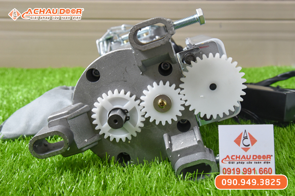 Motor Cửa Cuốn Liên Doanh Đài Loan PM 400Kg
