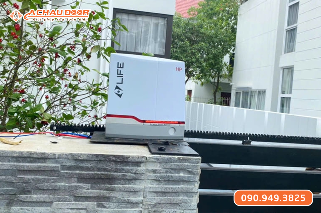 Cổng Lùa Life Deus 4HP Italy