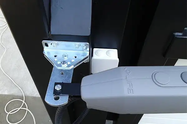 Motor Cổng Tay Đòn Life OP5 Italy