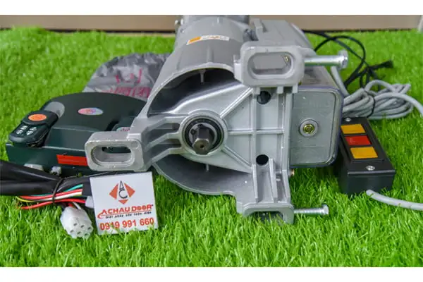 Motor cửa cuốn YH LD Đài Loan 500Kg
