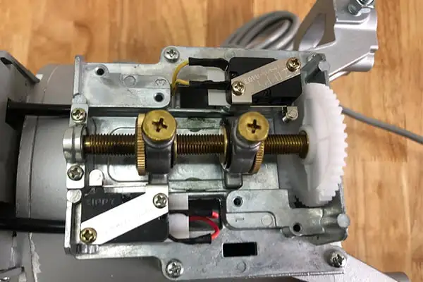 Motor Cửa Cuốn YH Đài Loan 700Kg