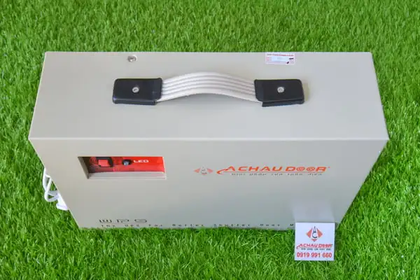 Bình Lưu Điện Cửa Cuốn ACHAUDOOR AU400