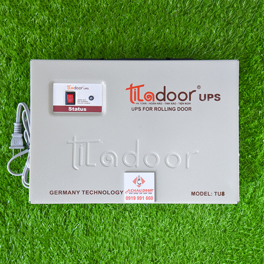 Bình Lưu Điện Cửa Cuốn Titadoor TU8