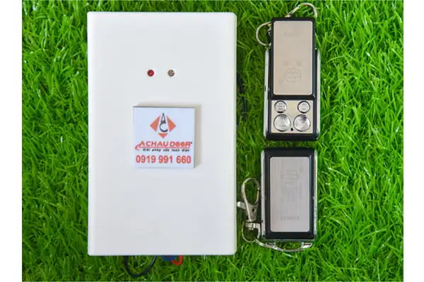 Bộ điều khiển cửa cuốn YS168