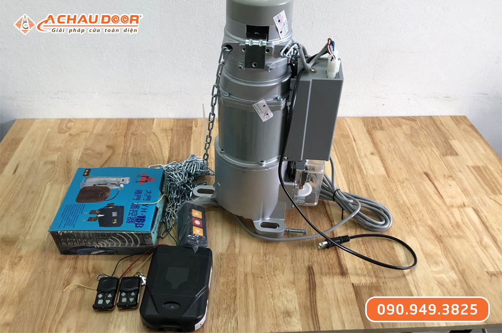 Motor Cửa Cuốn YH Đài Loan 700Kg