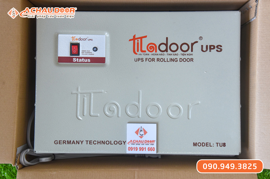 Bình Lưu Điện Cửa Cuốn Titadoor TU8