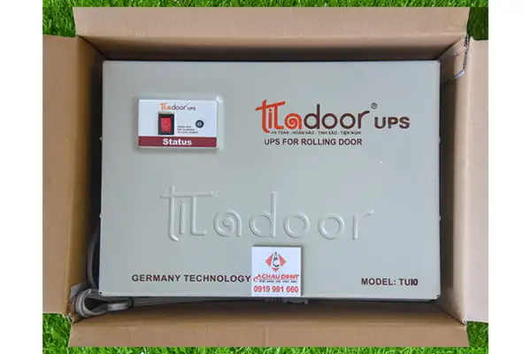 Bình Lưu Điện Cửa Cuốn Titadoor TU10